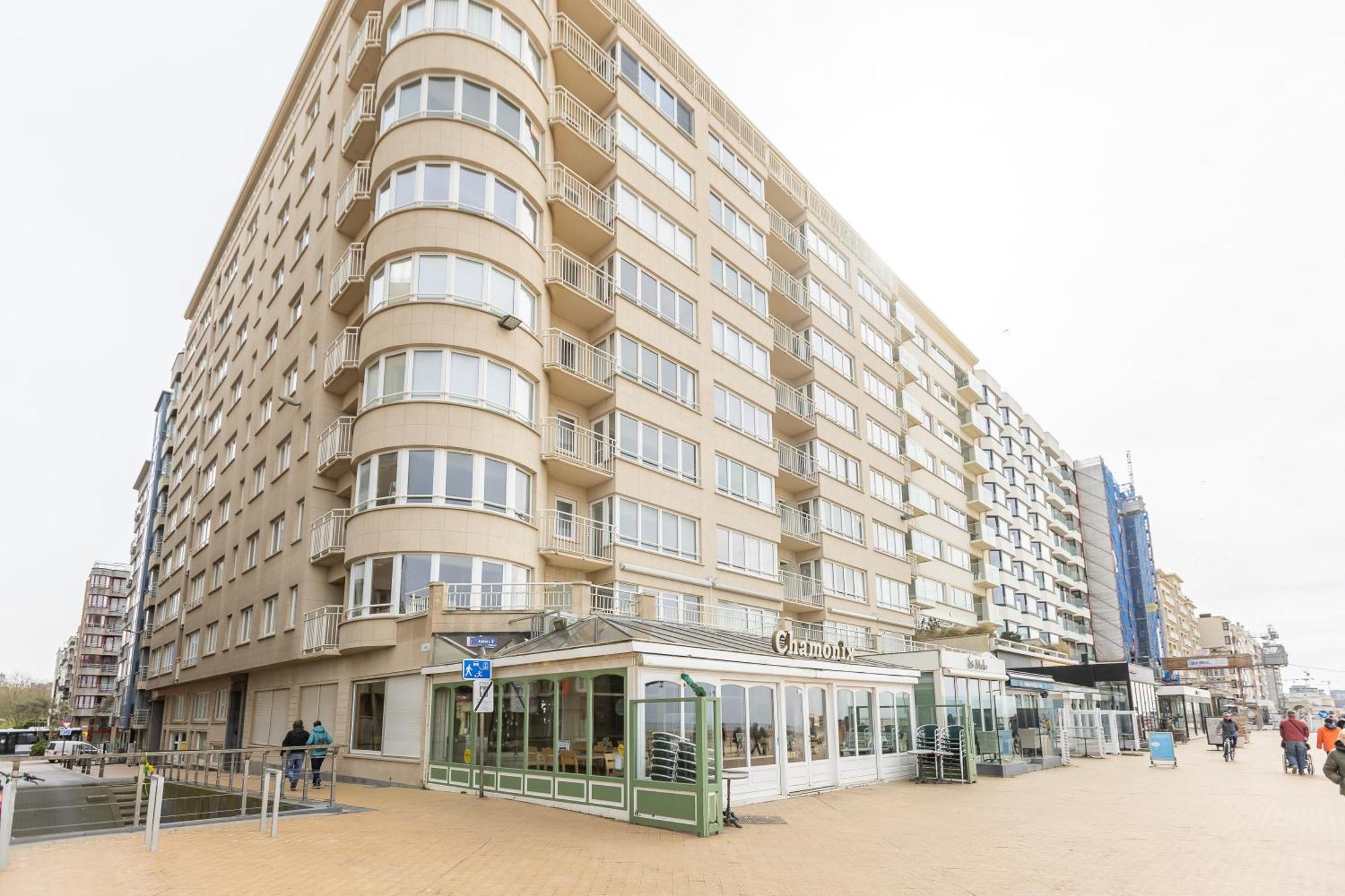 Miramar - Garage Available Apartment Ostend Luaran gambar